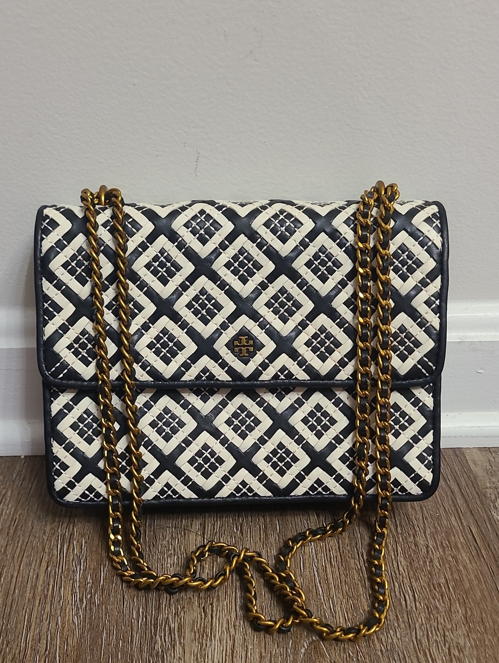 Tory Burch Robinson Woven Quilted Convertible Shoulder Bag